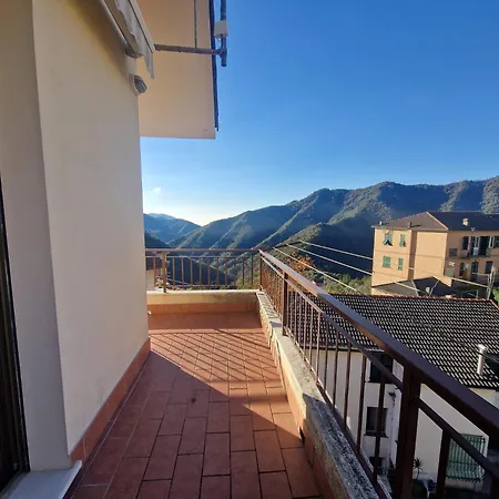 Stella House Apartamento Uscio