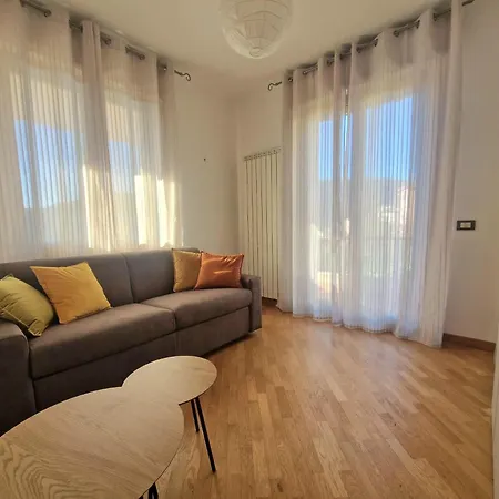 Stella House 우스키오